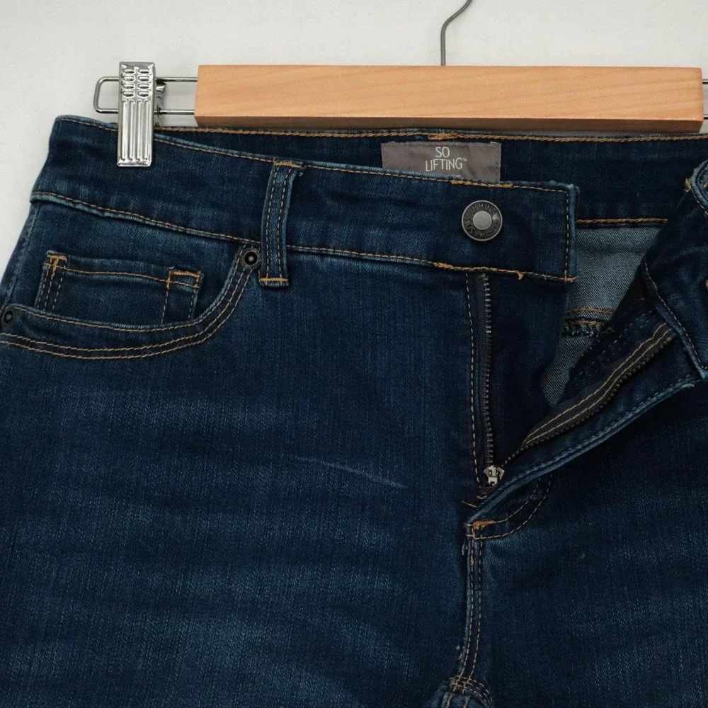 Chicos Sz 0 So Lifting So Slimming Jeans Womens Sz 4 (Sm) Dark Wash Straight Leg